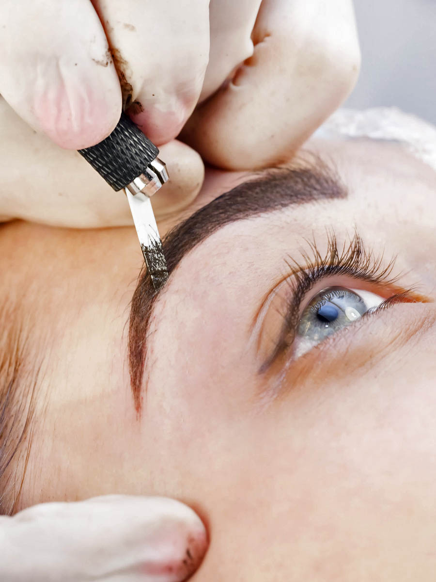 Micropigmentação Fio a Fio Realista em Santos | São Vicente | Vivi Valente Mega Hair e Micropigmentação